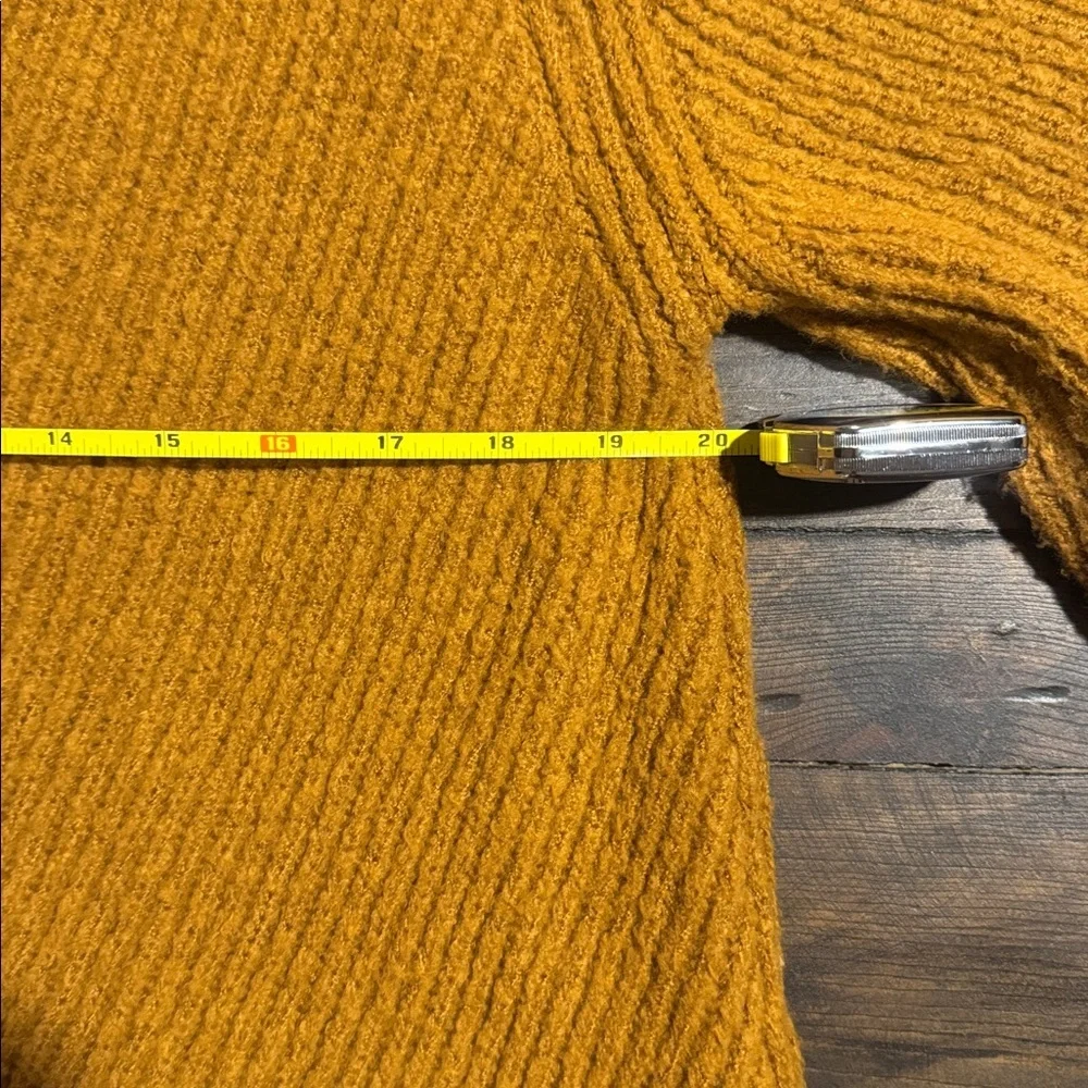 Gibson Latimer Golden Knit V-Neck Boho Sweater - Picture 5 of 10